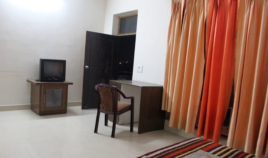 Prasanna Inn Rishikesh Bagian luar foto